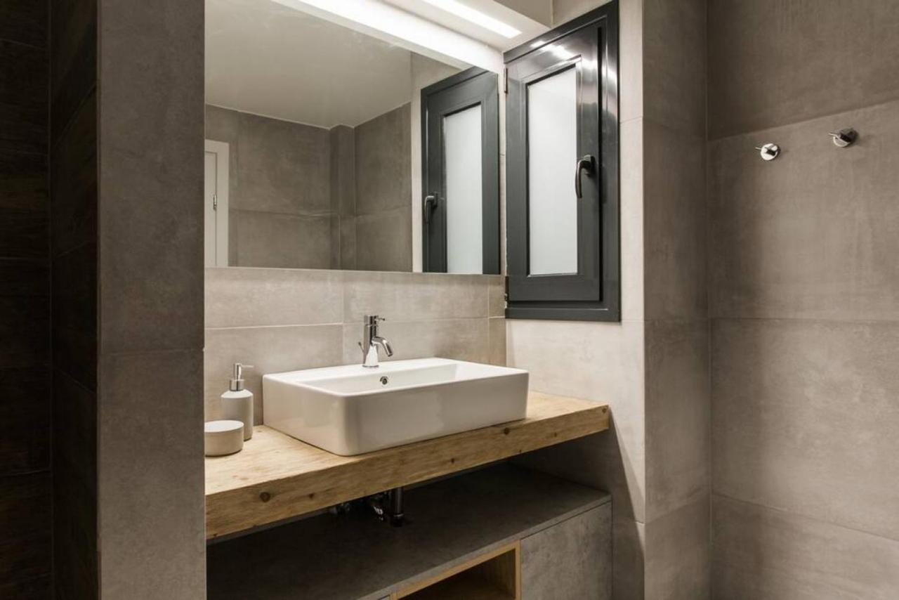 Chic Apartment - Strolling To The Athenian Streets المظهر الخارجي الصورة